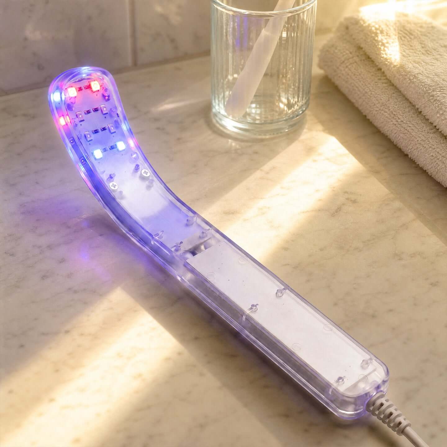Chroma Mund Applikator im Badezimmer